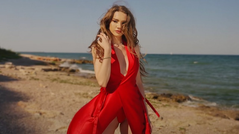 Otilia Oh Na Na ( Lyric