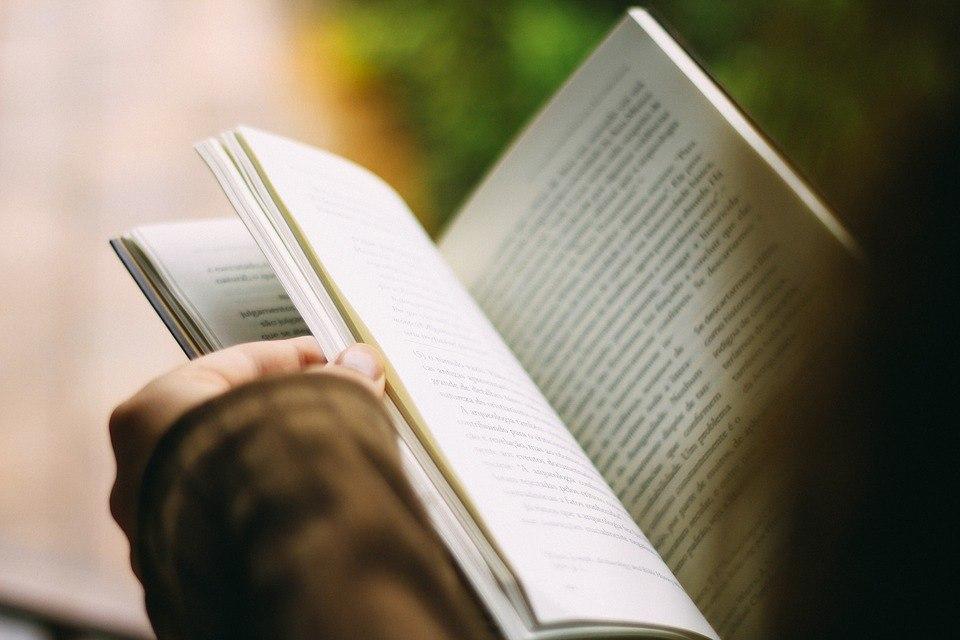 Библиотека в Некрасовке представила подборку книг о планете Марс Библиотека в Некрасовке представила подборку книг о планете Марс