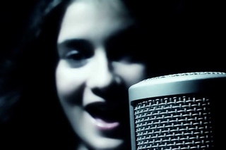 Andrada Popa-Rolling in the deep(Cover Adele)