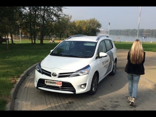 Минивэн Toyota Verso отзывы обзор тест-драйв Автопанорама