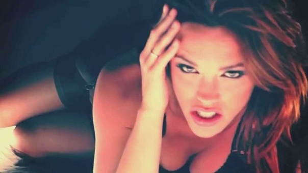Jessica Sutta: Pin up
