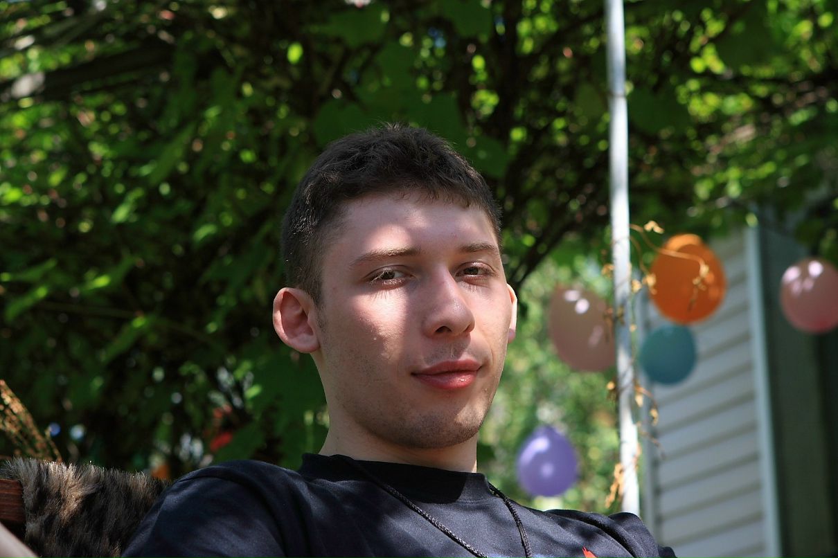 Рустам Хопеш | Москва