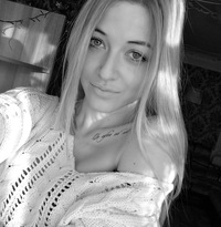 Анна Тихонова