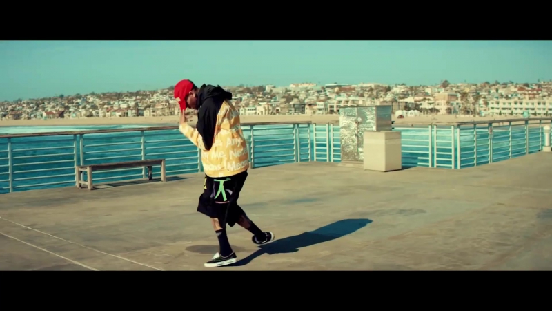 Benny Benassi Feat. Chris Brown