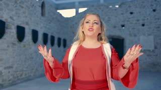 DHURATA DUKA - Nje flamur ne kemi (Official Video 2019)