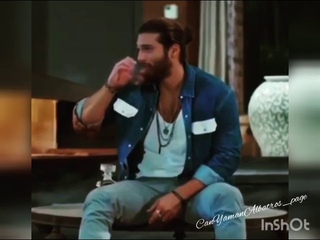 Can Yaman e i tuoi sguardi