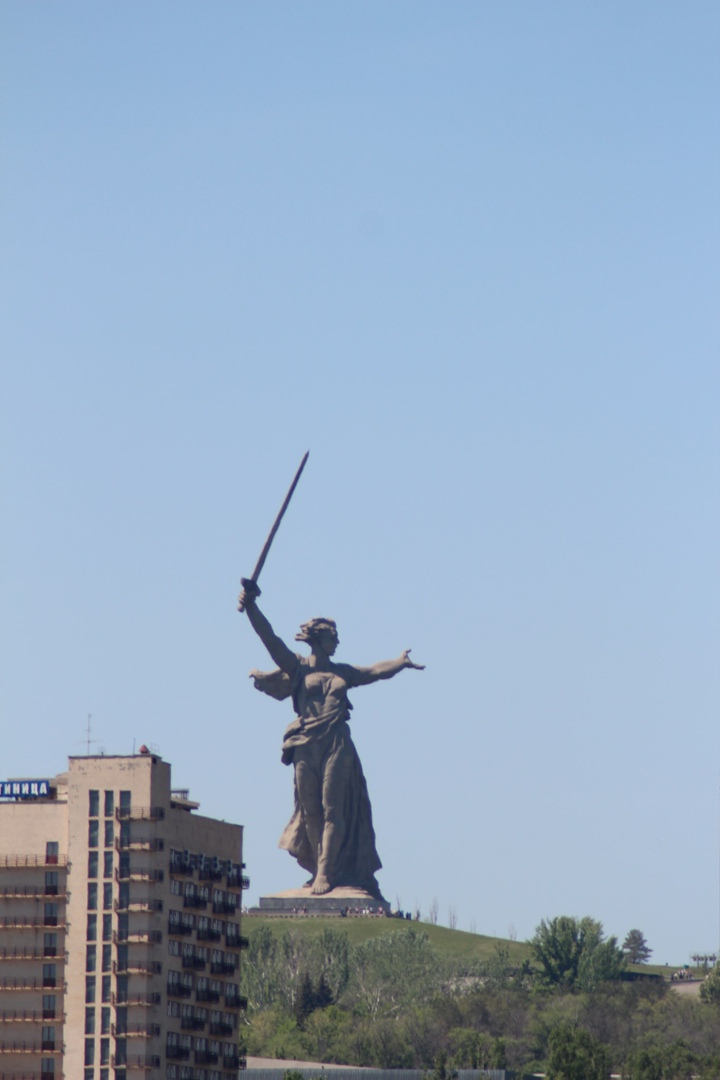 Лёля Логинова |