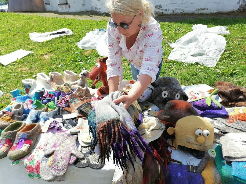 Елена Омеличева | Мирный