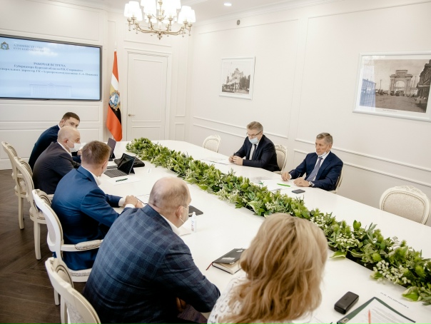 В Курске состоялась рабочая встреча Сергея Новикова и Романа Старовойта - новост