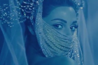 Myriam Fares Aman Official Music Video ميريام فارس آمان