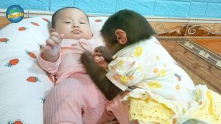 Kobi takes care of Ceri for mom to prepare dinner