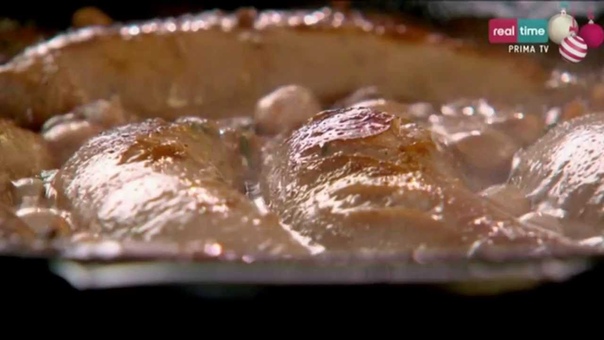 A tavola con Ramsay, 169: Stufato di salsicce e cipolle rosse