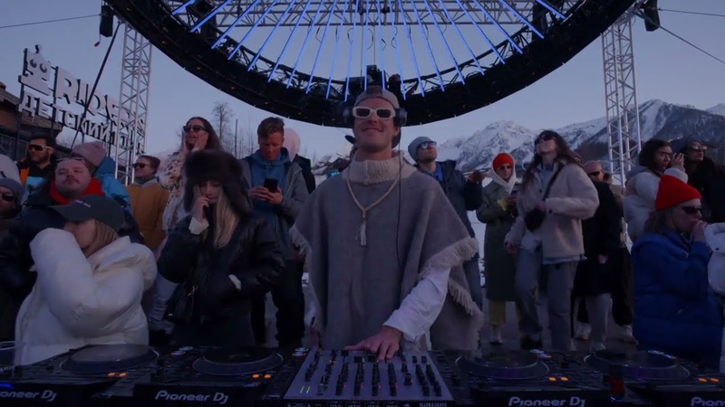 IZHEVSKI ( LIVE) на NEW STAR CAMP